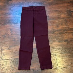 Old Navy High-Rise Pixie Pants in Rich Burgundy
